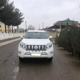 Toyota Land Cruiser Prado 2014