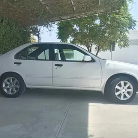 Nissan Sunny 1998