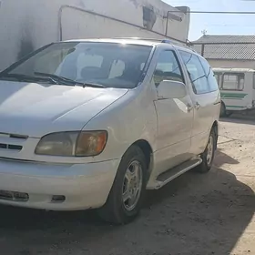 Toyota Sienna 2000