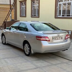 Toyota Camry 2011