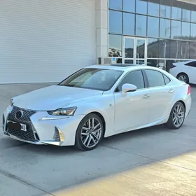 Lexus IS 350 2020