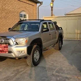 Toyota Tacoma 2013