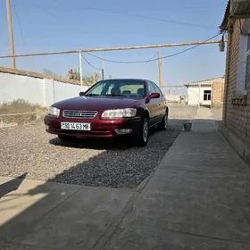 Toyota Camry 2000