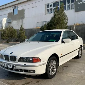BMW E39 1999