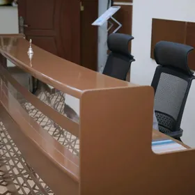 Рессепшн. Ressepşn.Ressepsion!