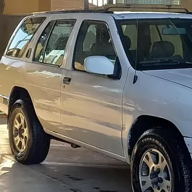 Nissan Pathfinder 1998