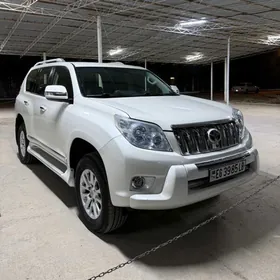 Toyota Land Cruiser Prado 2013