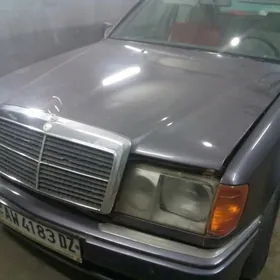 Mercedes-Benz 190E 1993