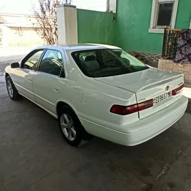 Toyota Camry 1999