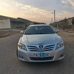 Toyota Camry 2010
