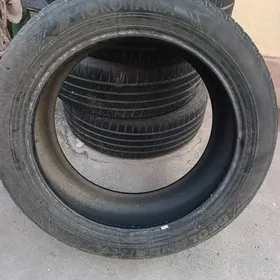 Yokohama 235/55R20