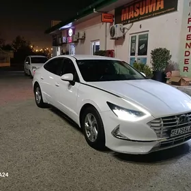 Hyundai Sonata 2021