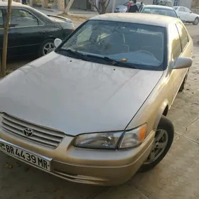Toyota Camry 1997