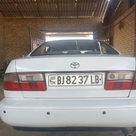 Toyota Corona 1995