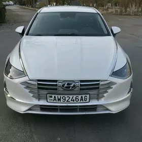 Hyundai Sonata 2021