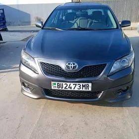 Toyota Camry 2011