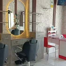 Salon Ak yol