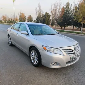 Toyota Camry 2010