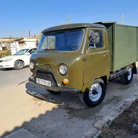 UAZ 2206 1980