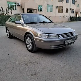 Toyota Camry 1997