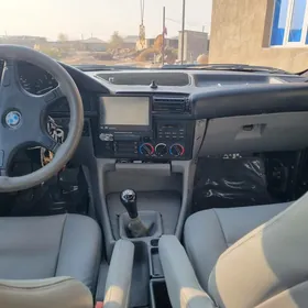 BMW 525 1989