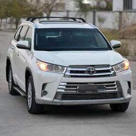 Toyota Highlander 2018
