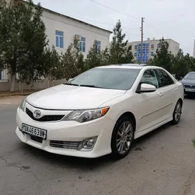 Toyota Camry 2012