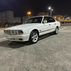 BMW E34 1989