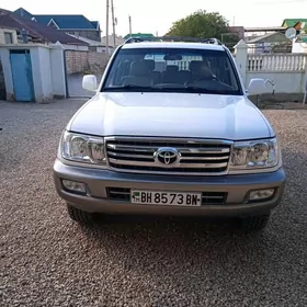 Toyota Land Cruiser 2000