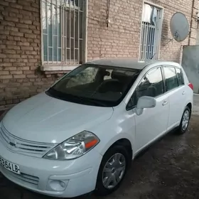 Nissan Versa 2010