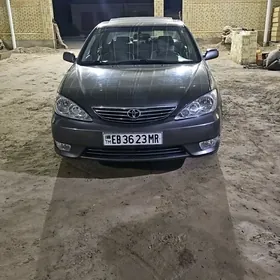 Toyota Camry 2005