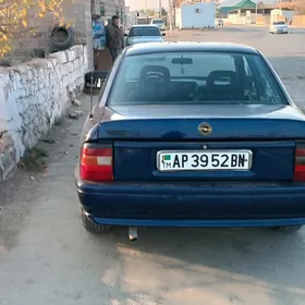 Opel Vectra 1993