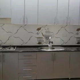 кухуни гарнитур