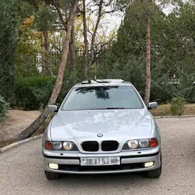 BMW E39 1999