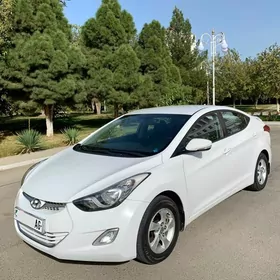 Hyundai Elantra 2012