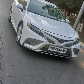 Toyota Camry 2022