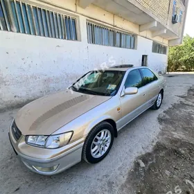 Toyota Camry 2001