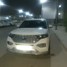 Ford Explorer 2021