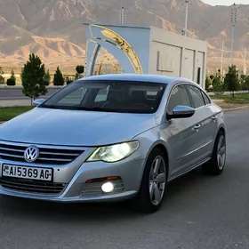 Volkswagen CC 2011