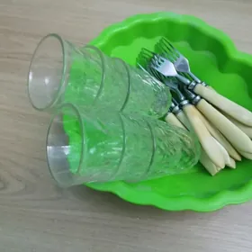 Стаканы вилки