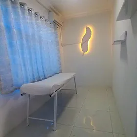 bos komnat dyrnakcy,kirpikci