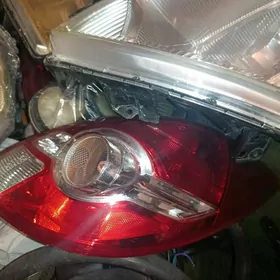 Nissan tida yz fara 2009