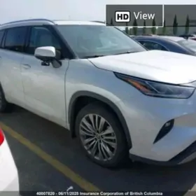 Toyota Highlander 2022