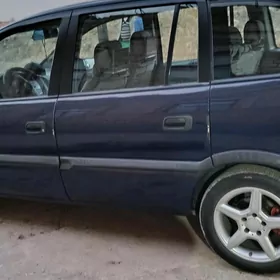 Opel Zafira 2000