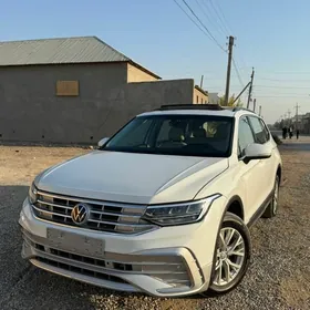 Volkswagen Tiguan 2021