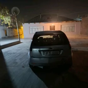 Ford E-350 Super Duty 2005