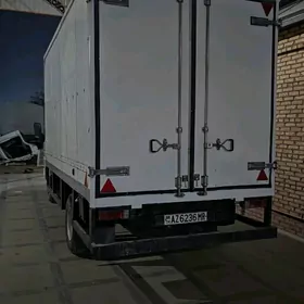 Mitsubishi Canter 2011