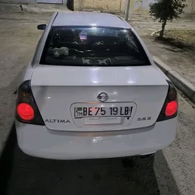 Nissan Altima 2002
