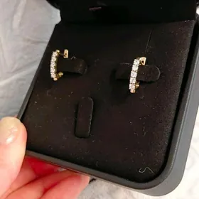 Золотые серьги