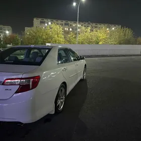 Toyota Camry 2012